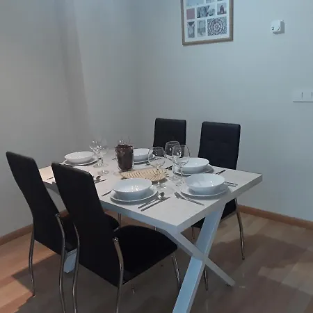 De 6 Personas Con Wifi Y Garaje Incluido Valladolid